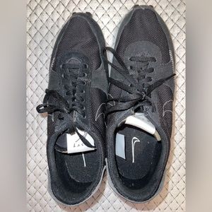 Nike DBreak-Type Sneakers